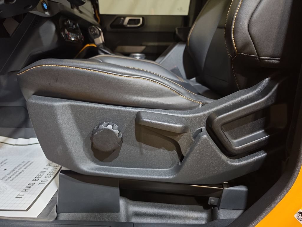 Used 2021 Ford Bronco Badlands AWD/4WD image 14