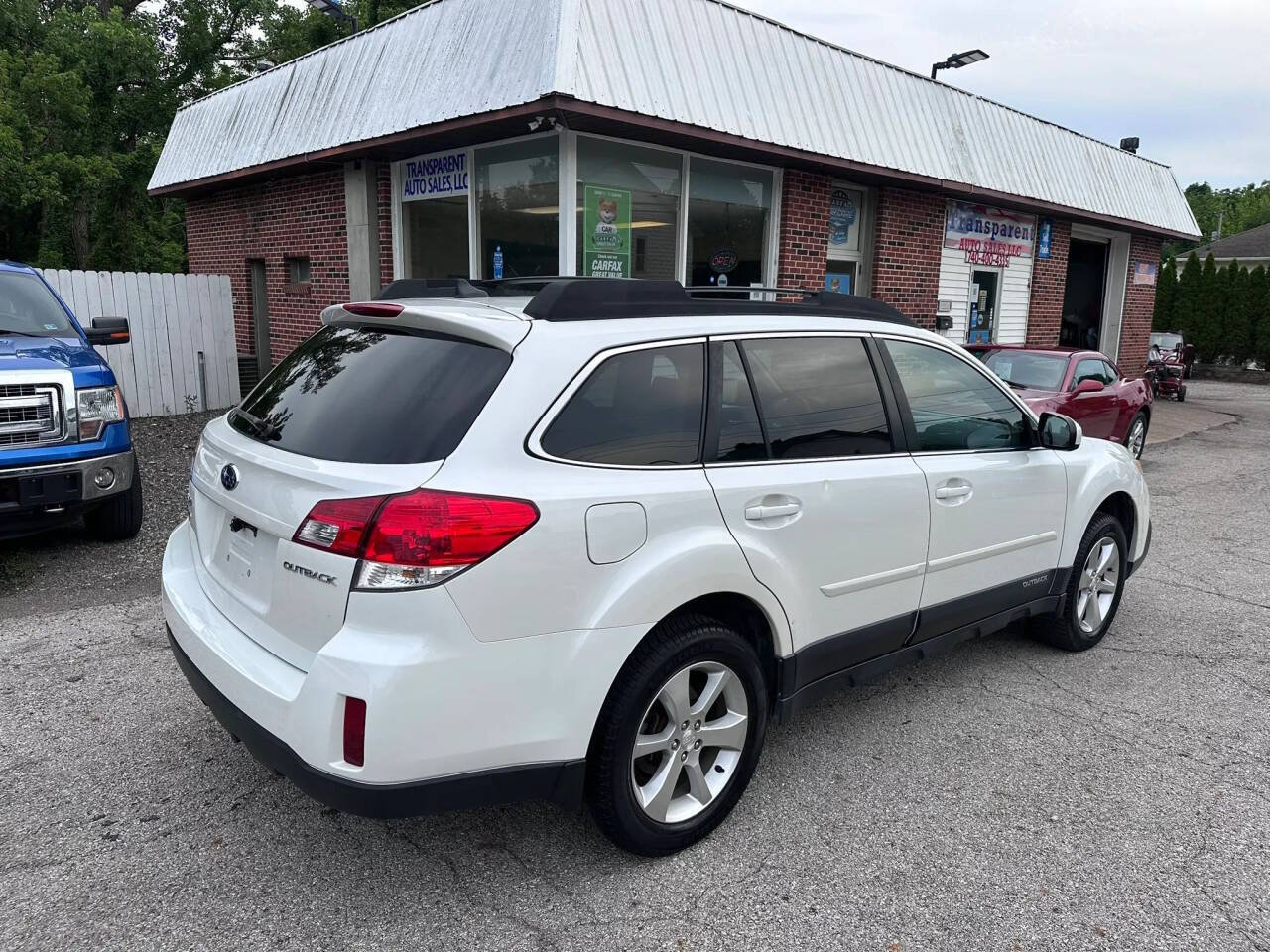 Used 2013 Subaru Outback 2.5i Limited AWD/4WD image 6