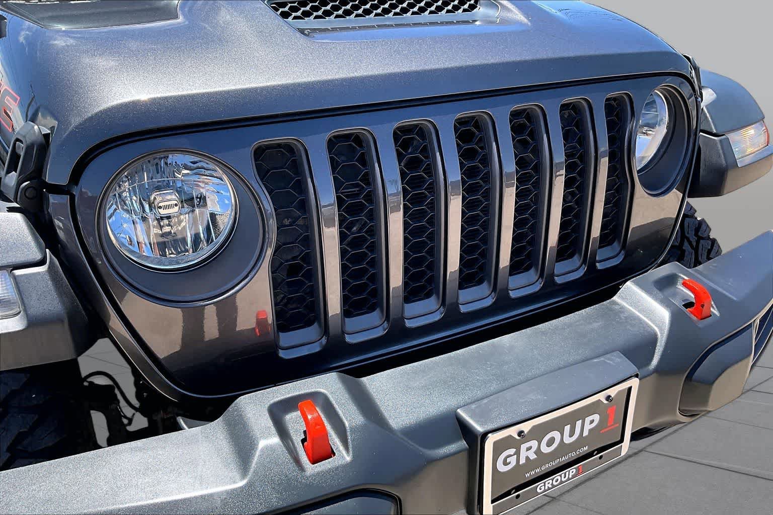 Used 2023 Jeep Gladiator Mojave w/ Trailer Tow Package AWD/4WD image 28