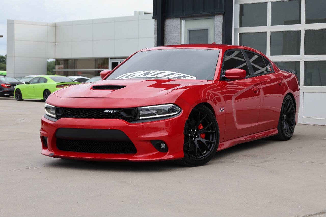 Used 2017 Dodge Charger R/T Scat Pack w/ Beats Audio Group RWD image 3