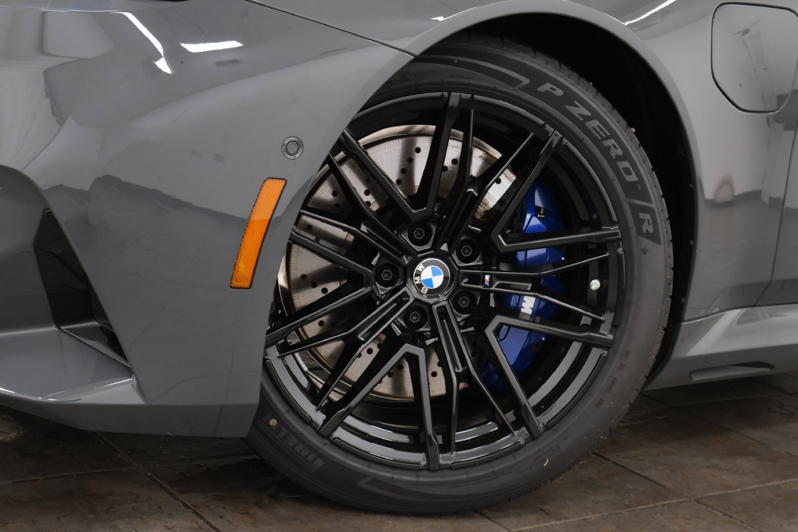 New 2027 BMW M5 w/ Executive Package AWD/4WD image 2