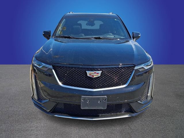 Used 2023 Cadillac XT6 Sport w/ Technology Package AWD/4WD image 2