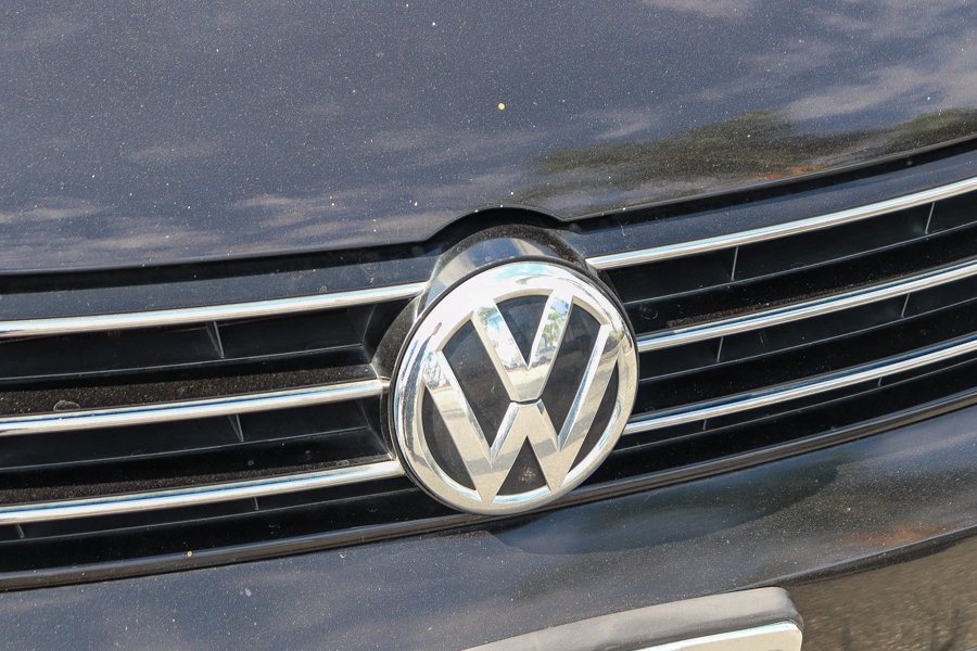 Used 2016 Volkswagen Jetta Sport w/ Lighting Package FWD image 4