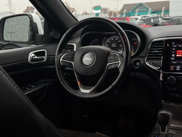 Used 2020 Jeep Grand Cherokee Altitude image 24
