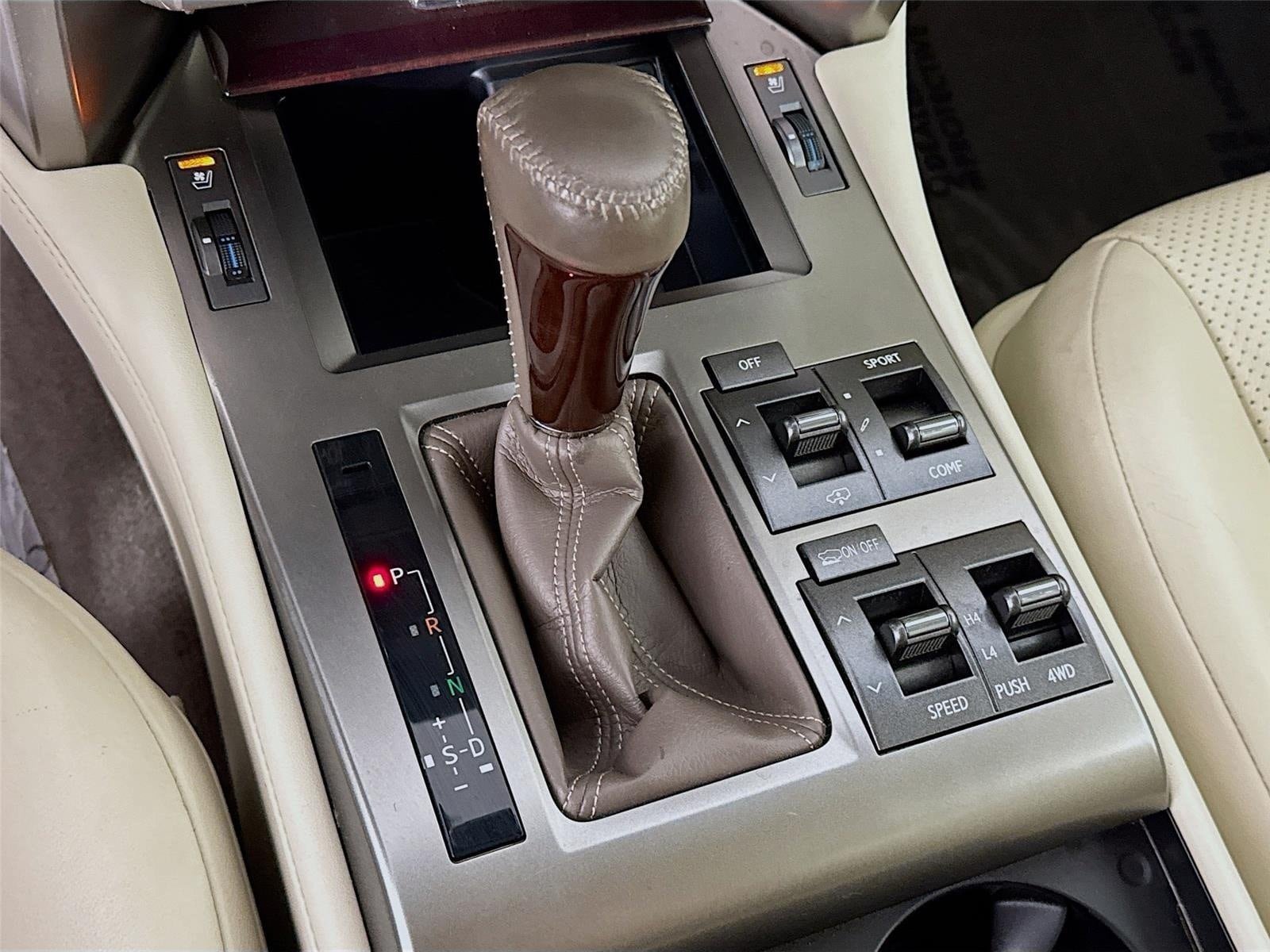 Used 2017 Lexus GX 460 Luxury AWD/4WD image 19