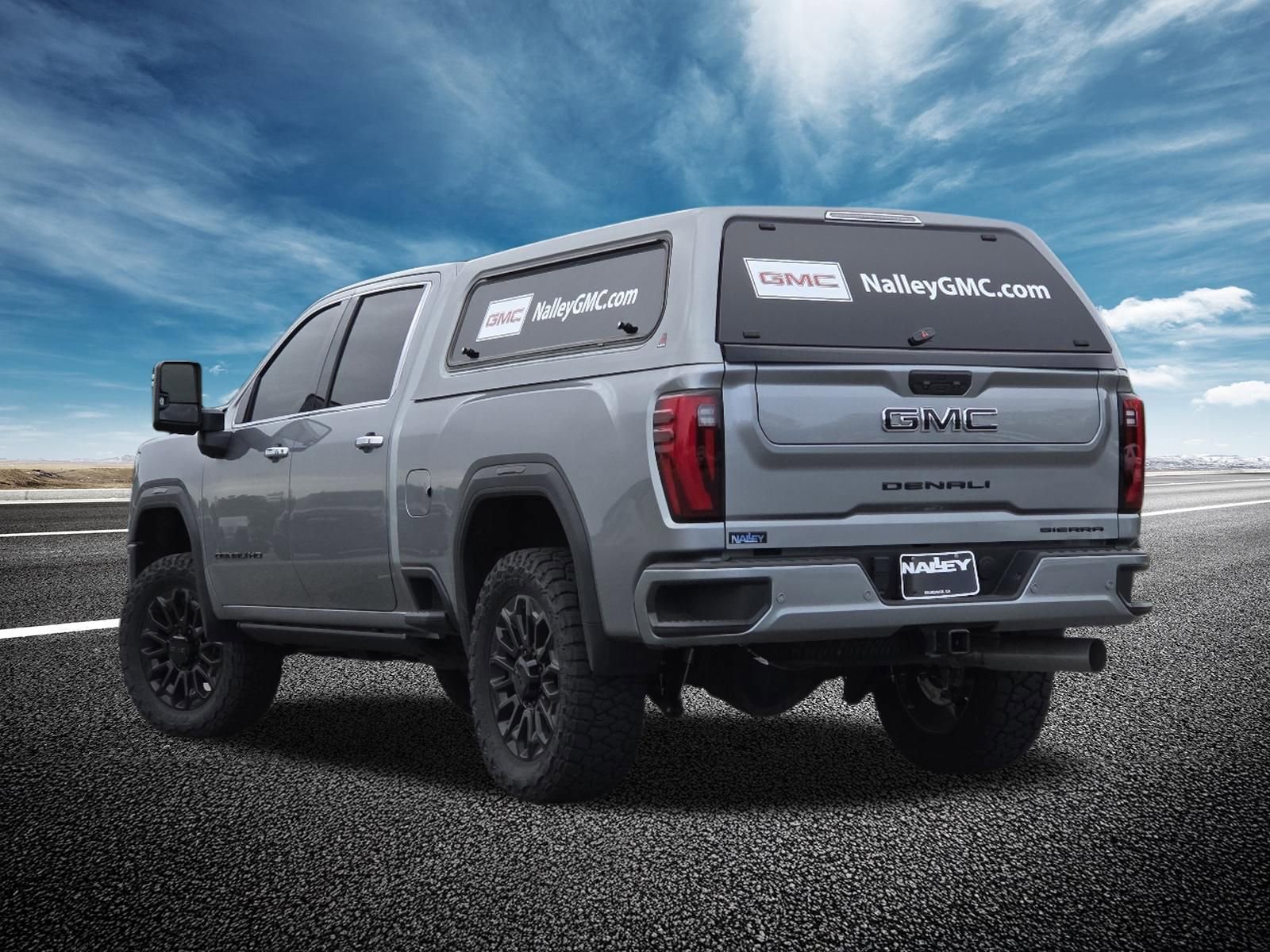 Used 2025 GMC Sierra 2500 Denali w/ Technology Package image 25