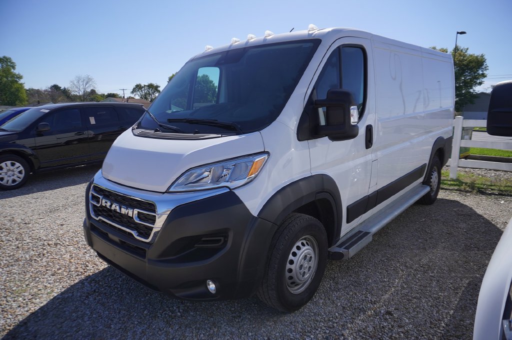 Used 2025 RAM ProMaster 2500 w/ U-Haul Equipment Group FWD 360° Tour