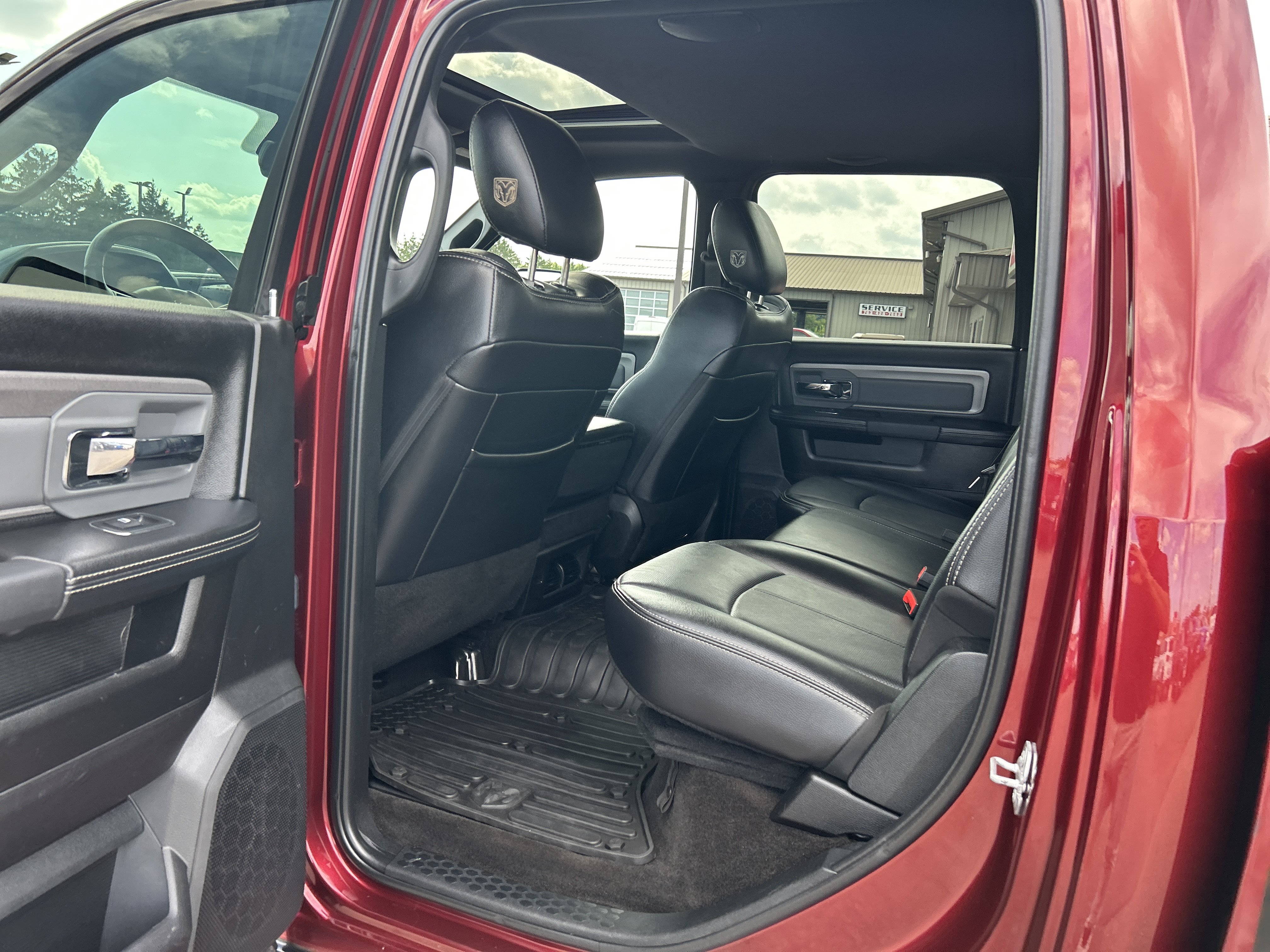 Used 2018 RAM 2500 Power Wagon w/ Leather & Luxury Group AWD/4WD image 11