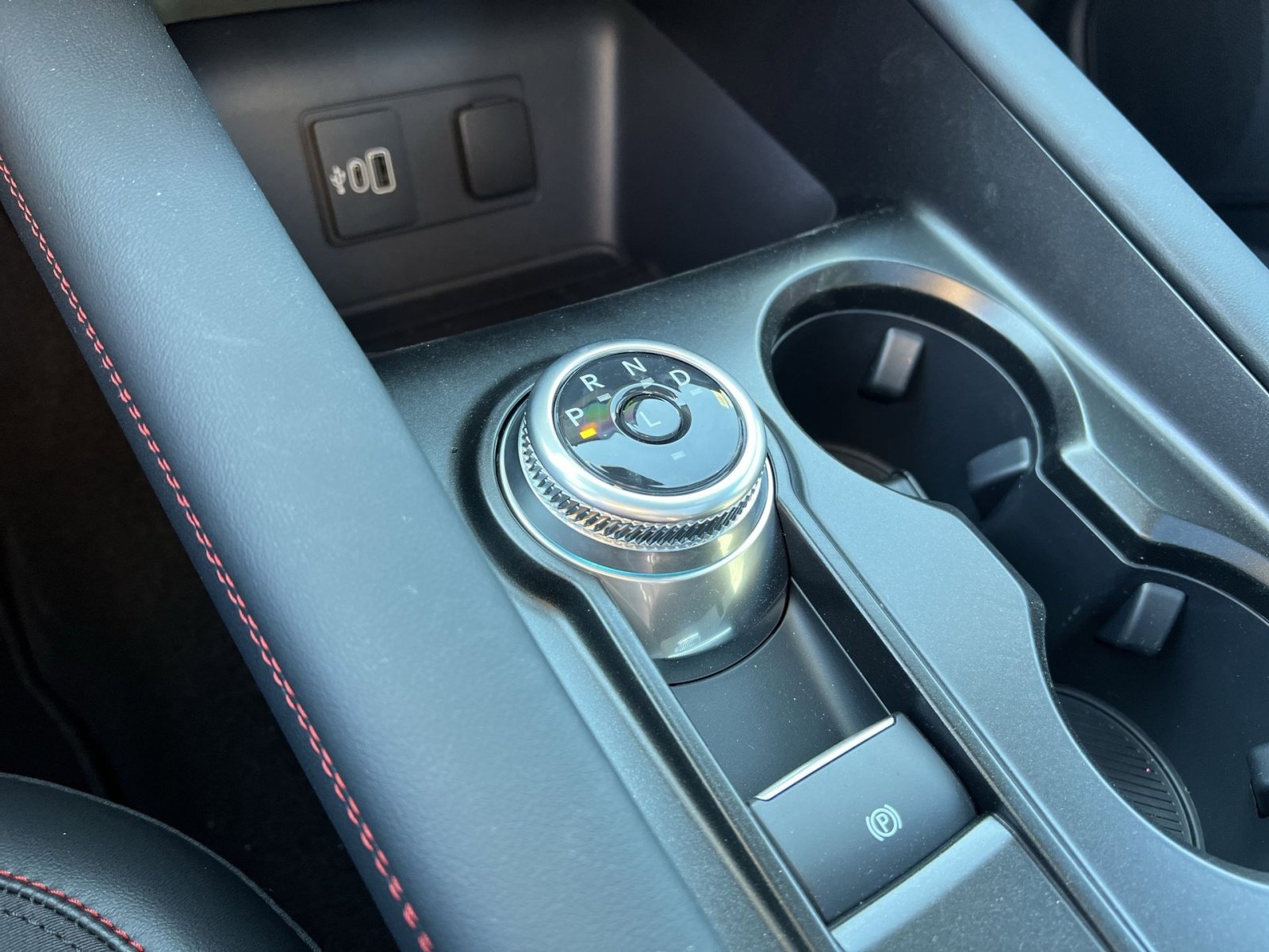 New 2026 Ford Explorer ST-Line w/ ST-Line Street Pack image 22