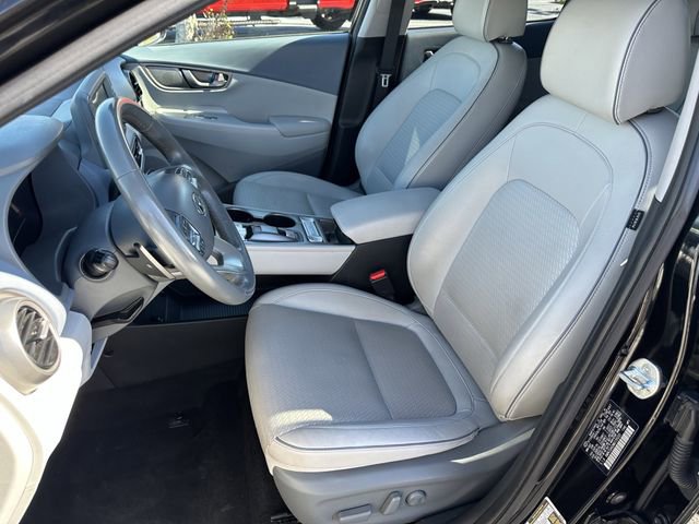 Used 2021 Hyundai Kona Limited image 19