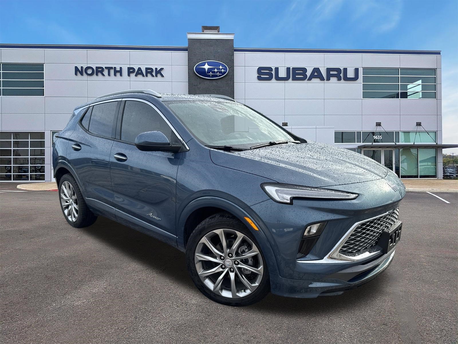 Used 2025 Buick Encore GX Avenir w/ Avenir Convenience Package FWD video 1