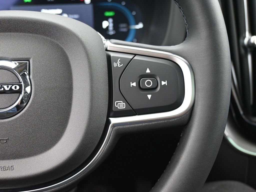New 2025 Volvo XC60 T8 Core w/ Protection Package Premier image 11