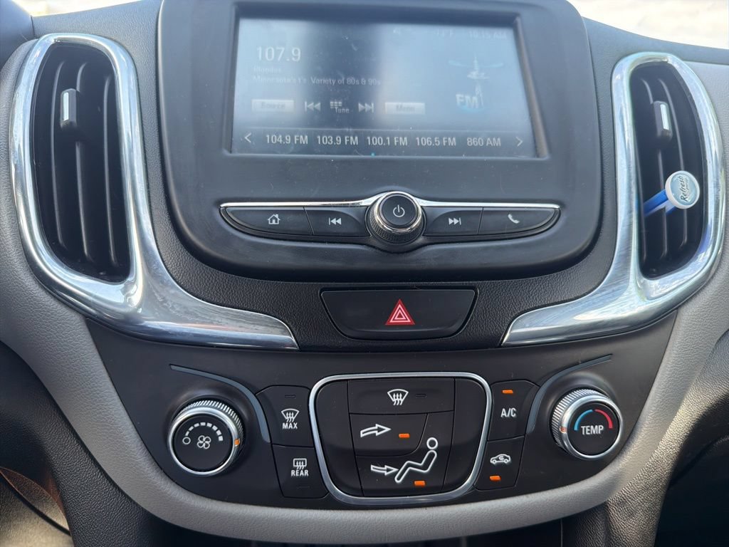 Used 2018 Chevrolet Equinox LS FWD image 14