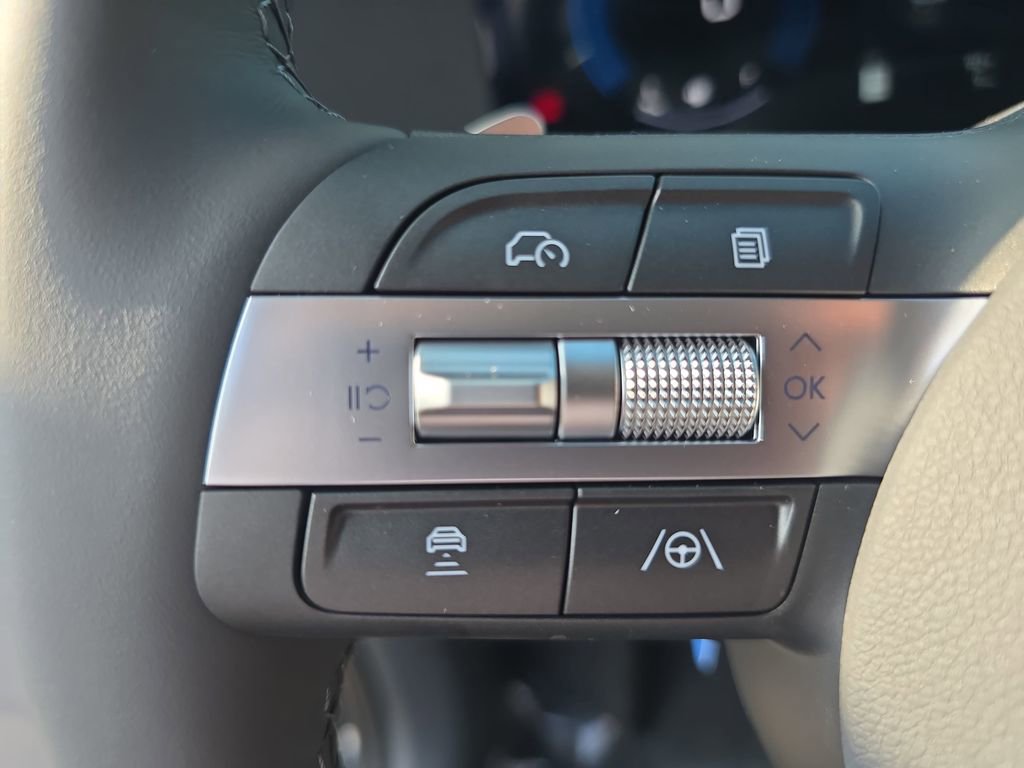 New 2026 Hyundai Kona SEL Premium FWD image 17