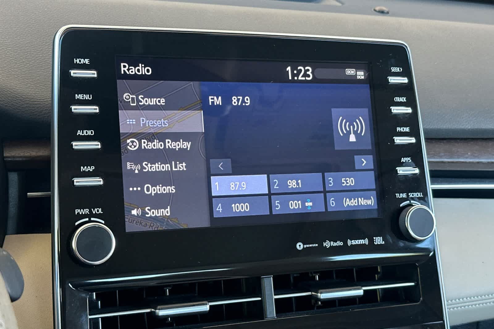 Used 2020 Toyota Avalon Limited w/ Advanced Safety Package FWD image 19