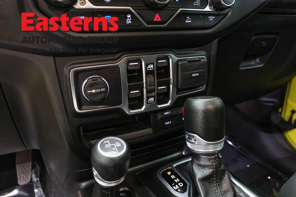 Used 2023 Jeep Wrangler Unlimited AWD/4WD image 21