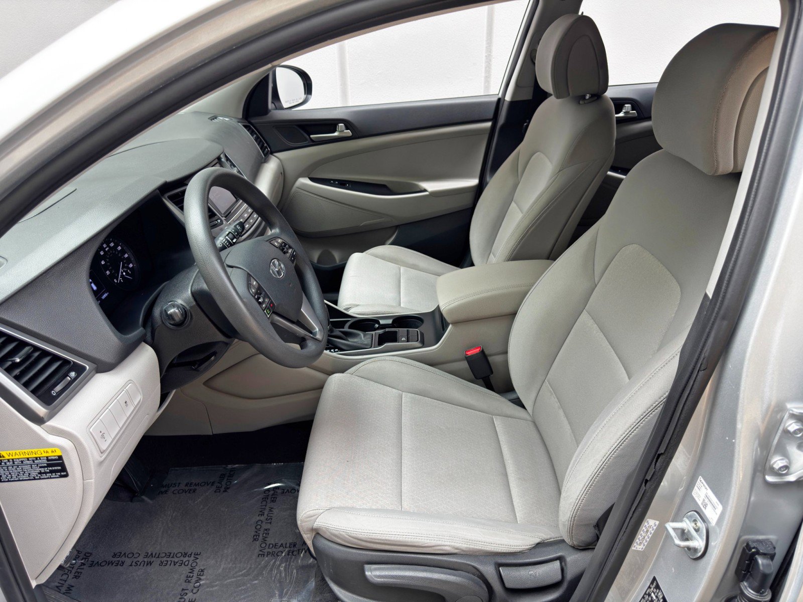 Used 2018 Hyundai Tucson SE image 15