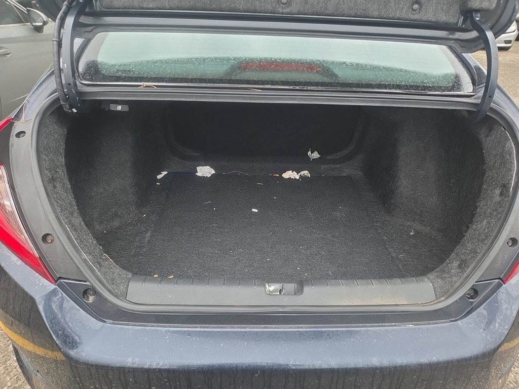 Used 2018 Honda Civic LX image 7