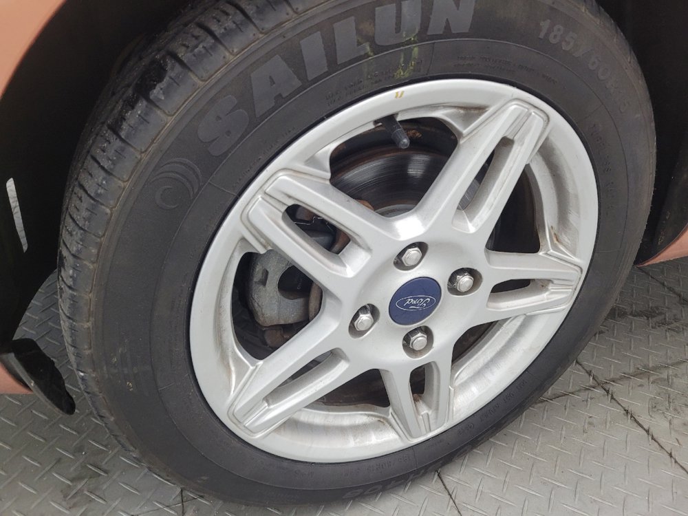 Used 2017 Ford Fiesta SE FWD image 31