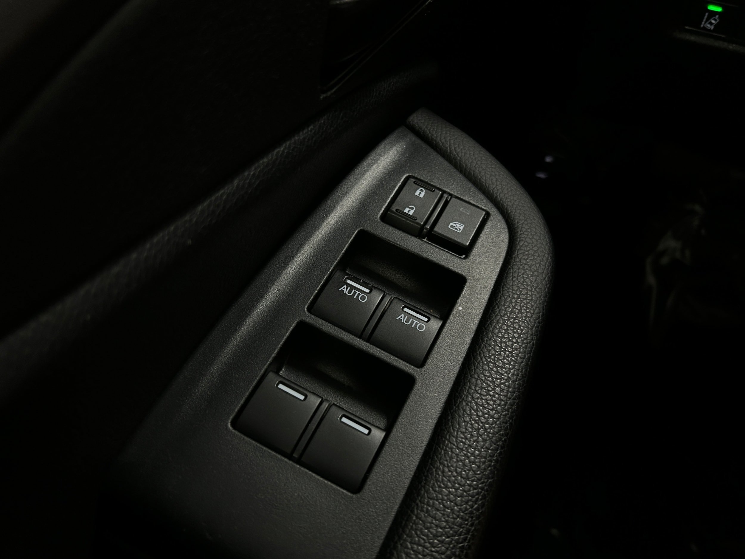 Used 2022 Honda Pilot TrailSport image 23
