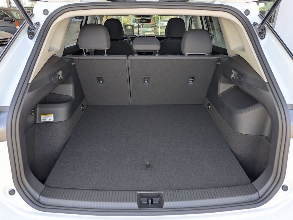 New 2025 Volkswagen Tiguan S image 18