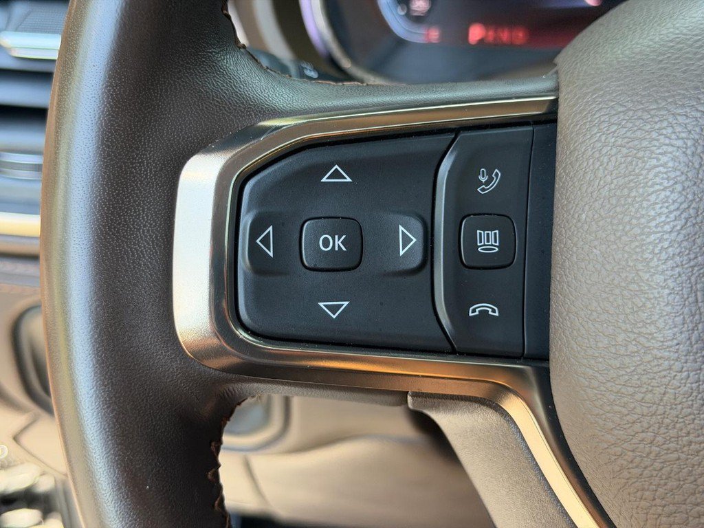 Used 2025 RAM 2500 Limited AWD/4WD image 17