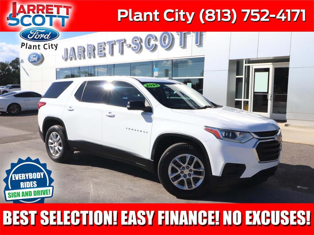 Used 2021 Chevrolet Traverse LS FWD image 1