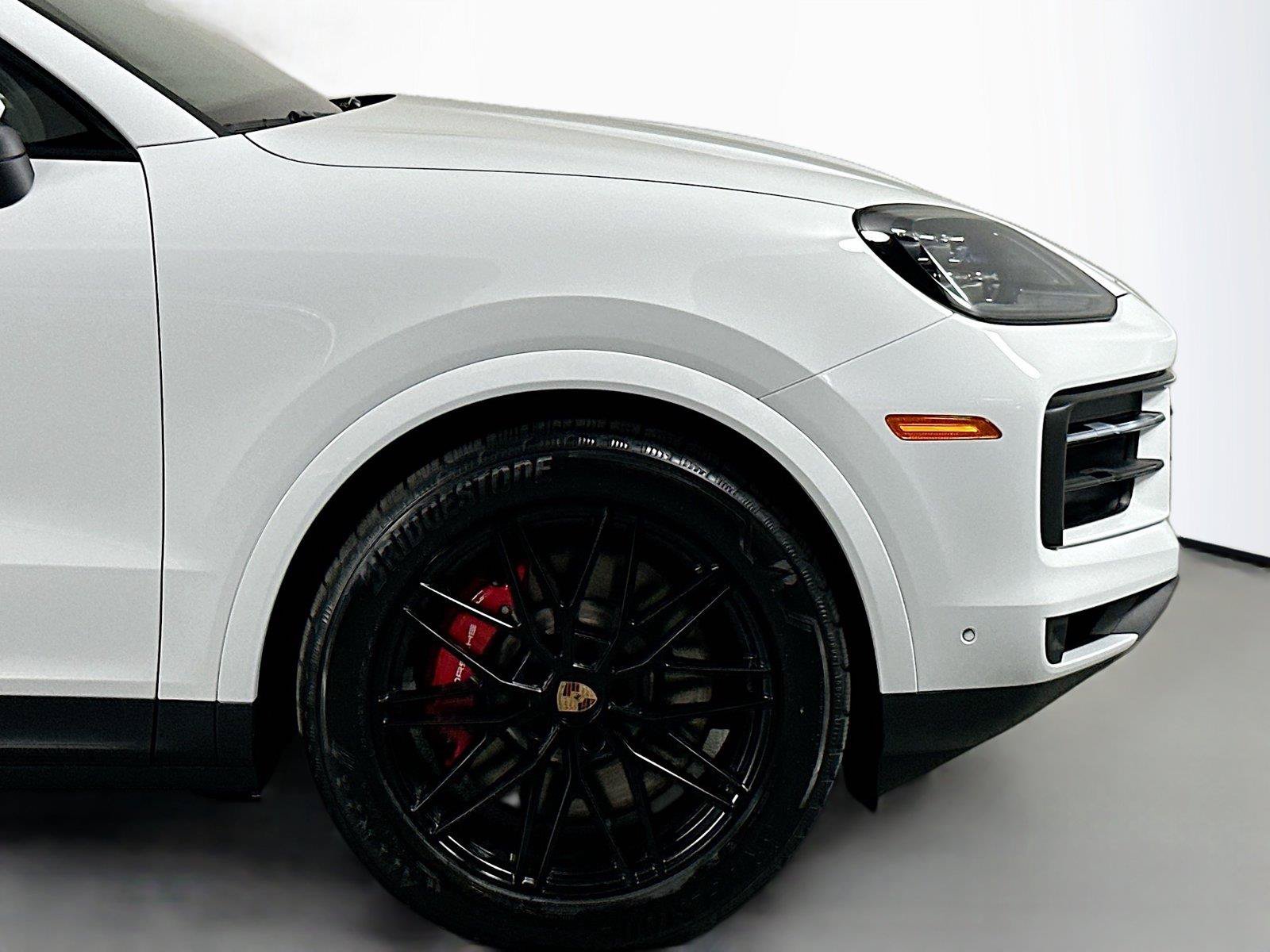 Certified 2025 Porsche Cayenne S AWD/4WD image 12