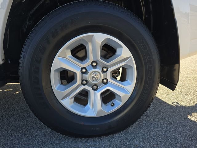 Certified 2019 Toyota 4Runner SR5 image 33