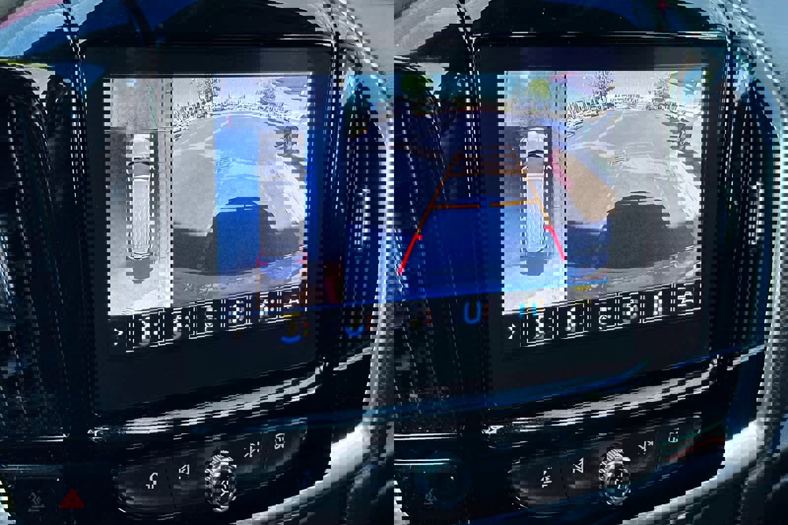 Used 2020 Chevrolet Traverse RS image 23