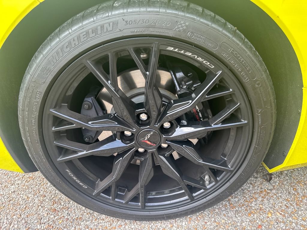 Used 2023 Chevrolet Corvette Stingray Premium Conv w/ Z51 Performance Package image 5