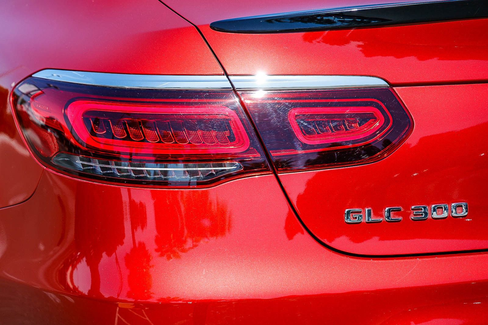 Used 2022 Mercedes-Benz GLC 300 4MATIC Coupe image 8