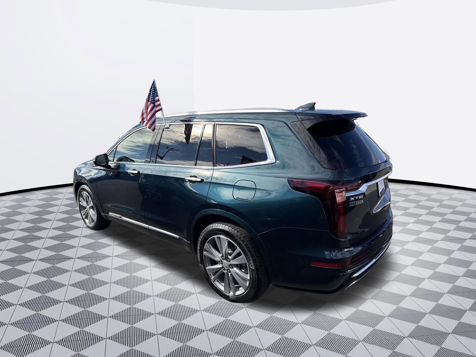 Certified 2025 Cadillac XT6 Premium Luxury FWD image 11