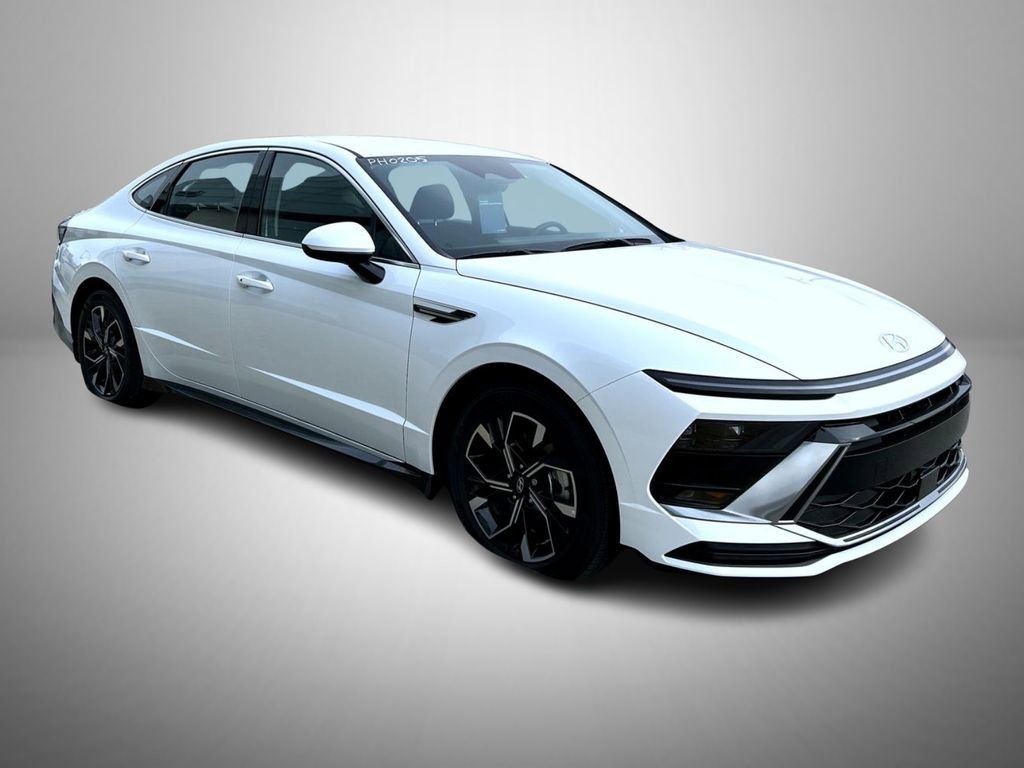 Used 2025 Hyundai Sonata SEL image 3