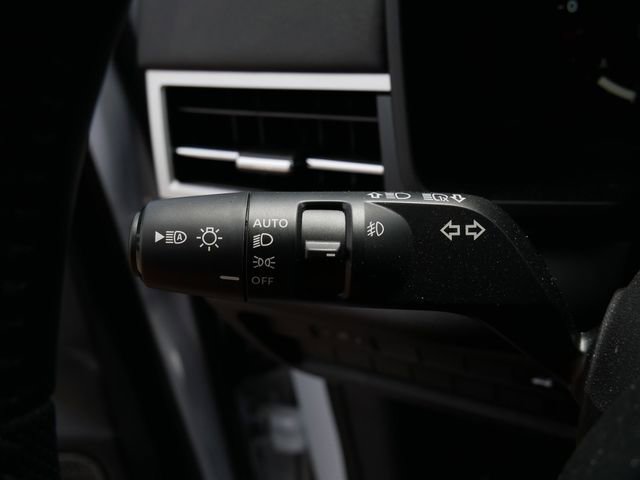 Used 2025 Mitsubishi Outlander SE AWD/4WD image 19