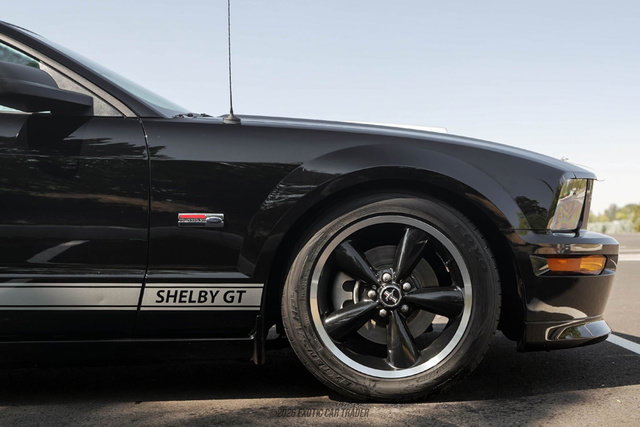 Used 2007 Ford Mustang GT RWD image 11