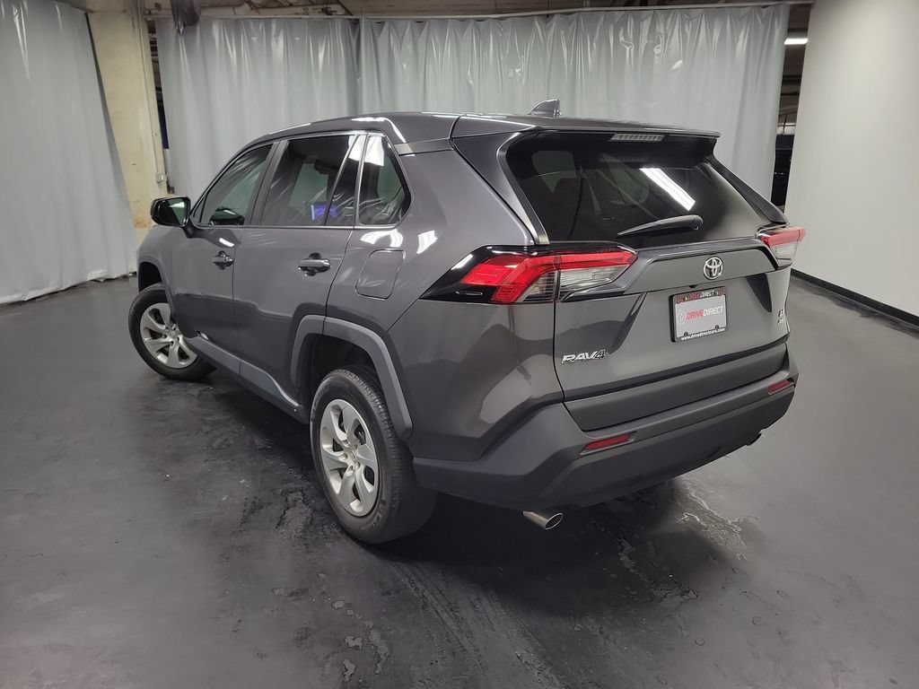 Used 2023 Toyota RAV4 LE AWD/4WD image 6