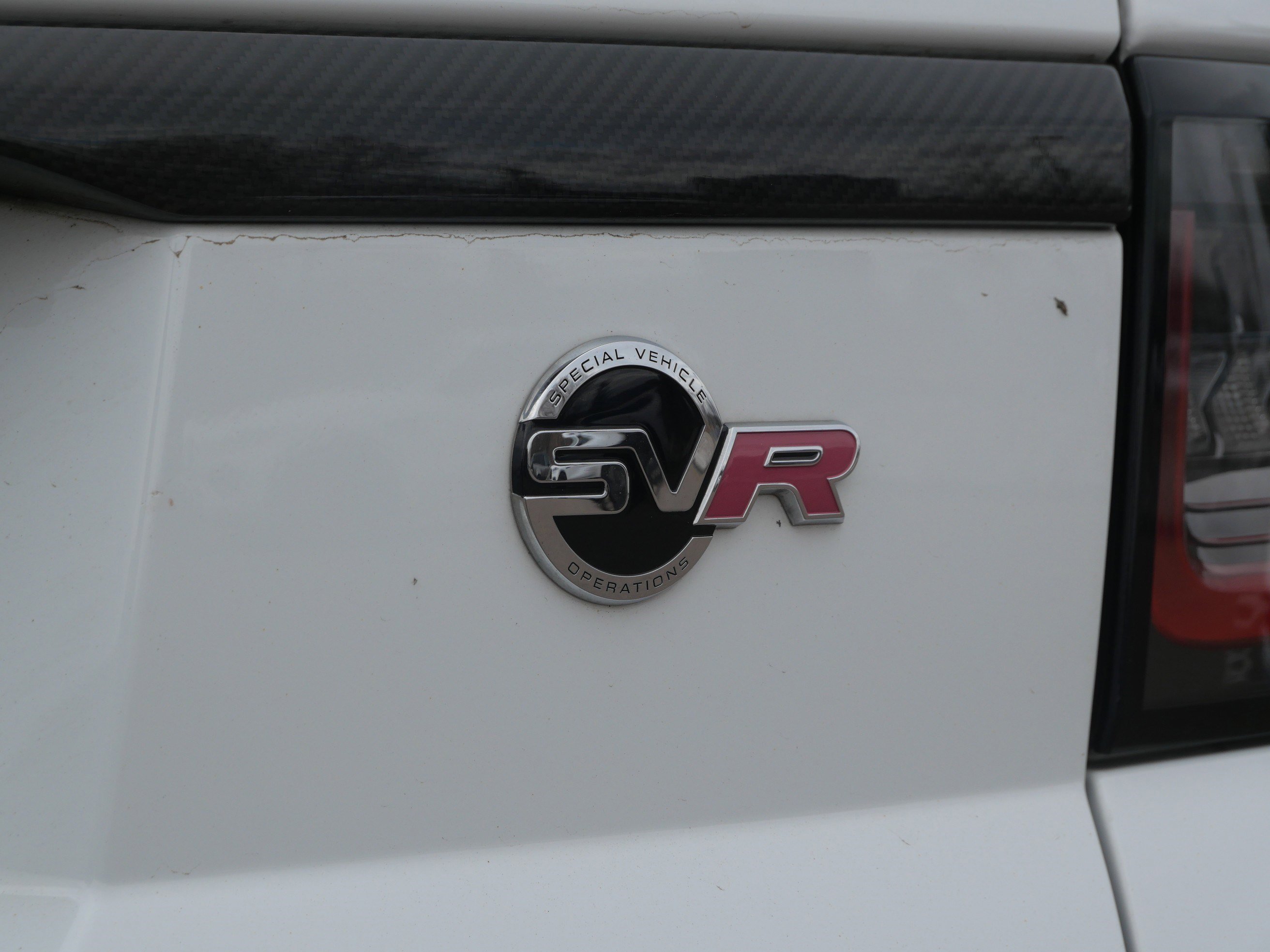 Used 2020 Land Rover Range Rover Sport SVR image 11