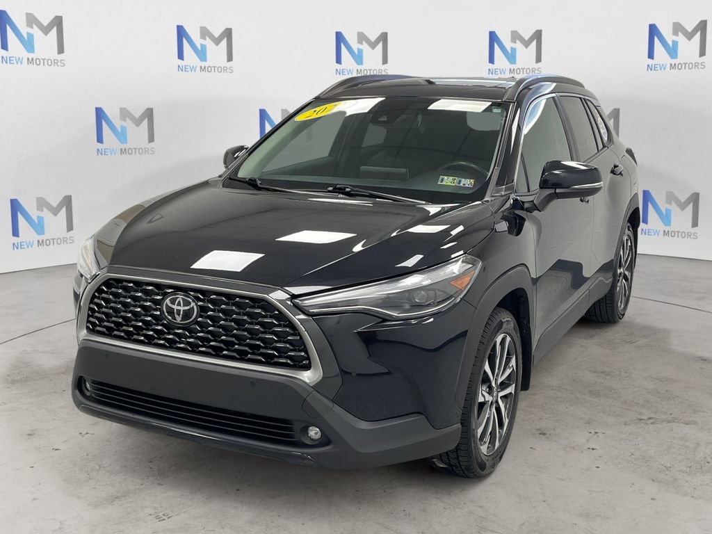 Used 2022 Toyota Corolla Cross XLE