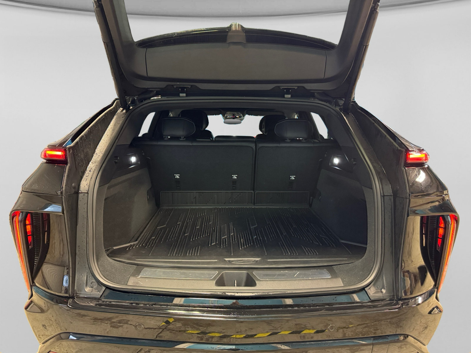 Used 2024 Cadillac Lyriq Sport w/ LPO, Floor Liner Package RWD image 25