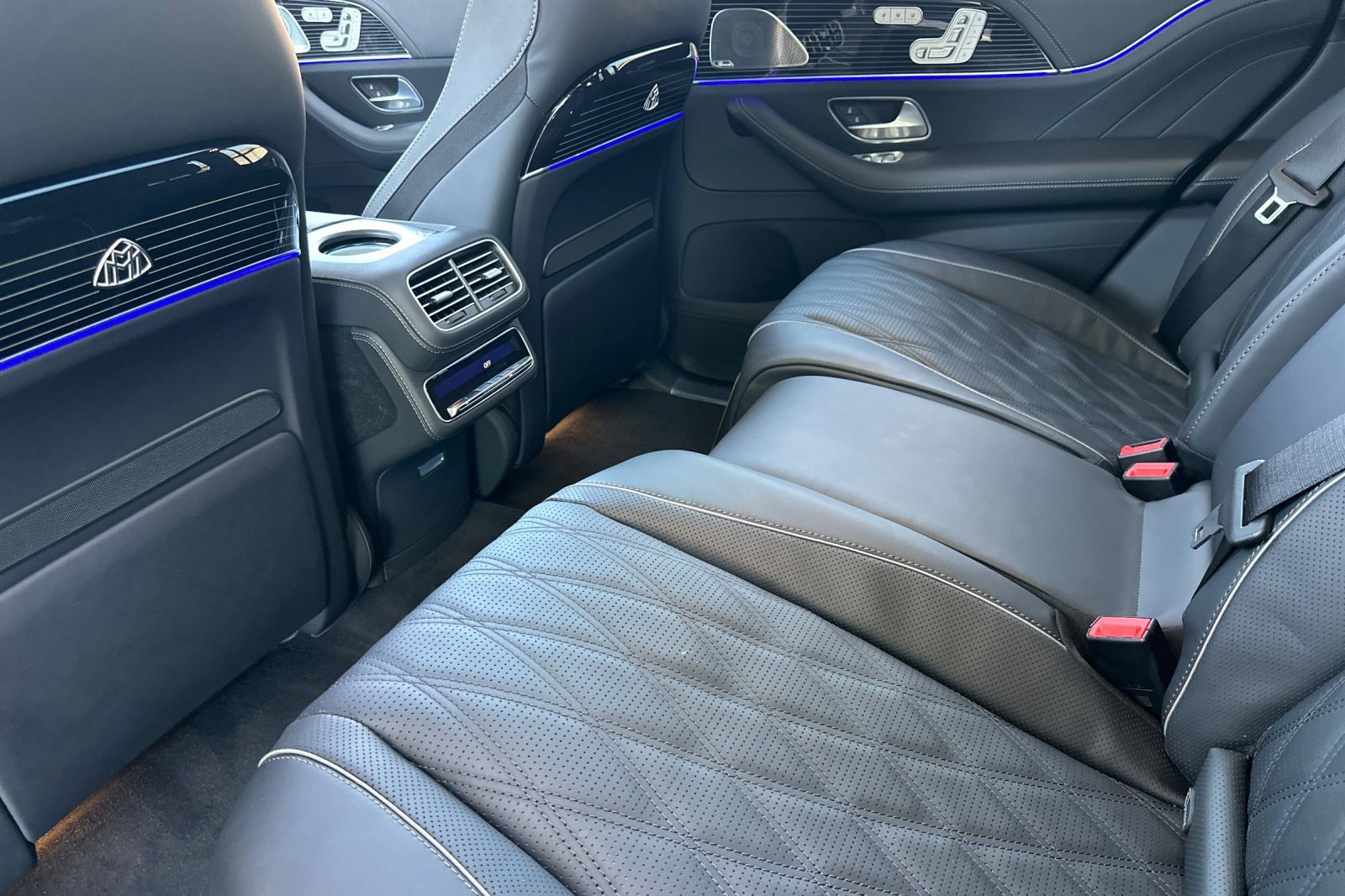 Certified 2025 Mercedes-Benz Maybach GLS 600 4MATIC image 29