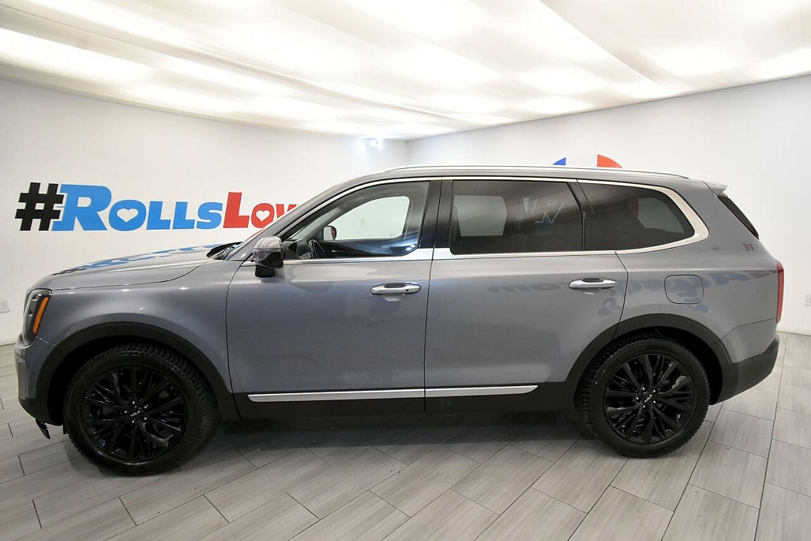 Used 2022 Kia Telluride SX w/ SX Prestige Package AWD/4WD image 2