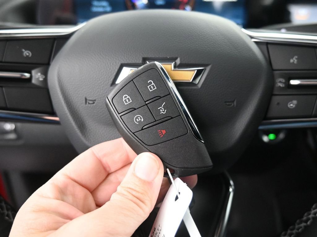 New 2026 Chevrolet Traverse LT image 33