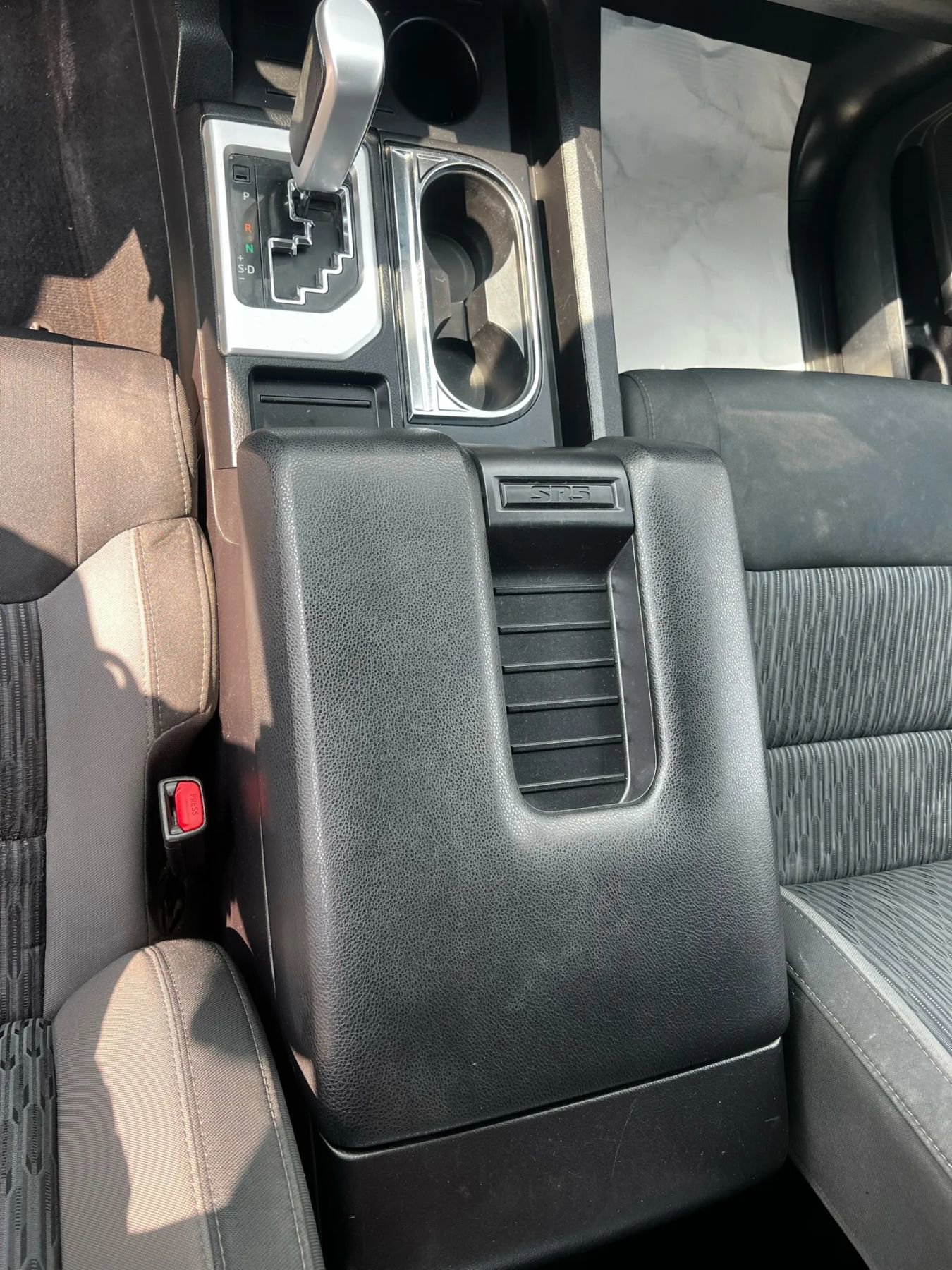 Used 2016 Toyota Tundra SR5 image 18