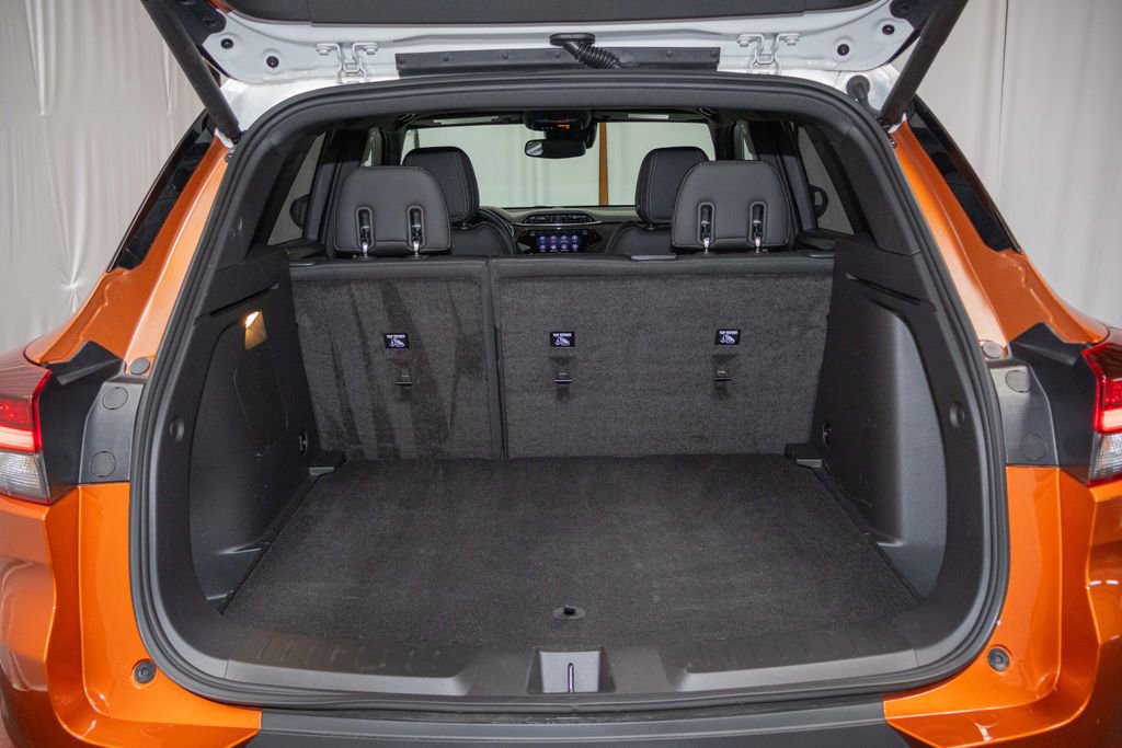 Used 2022 Chevrolet TrailBlazer ACTIV w/ Sun and Liftgate Package image 13