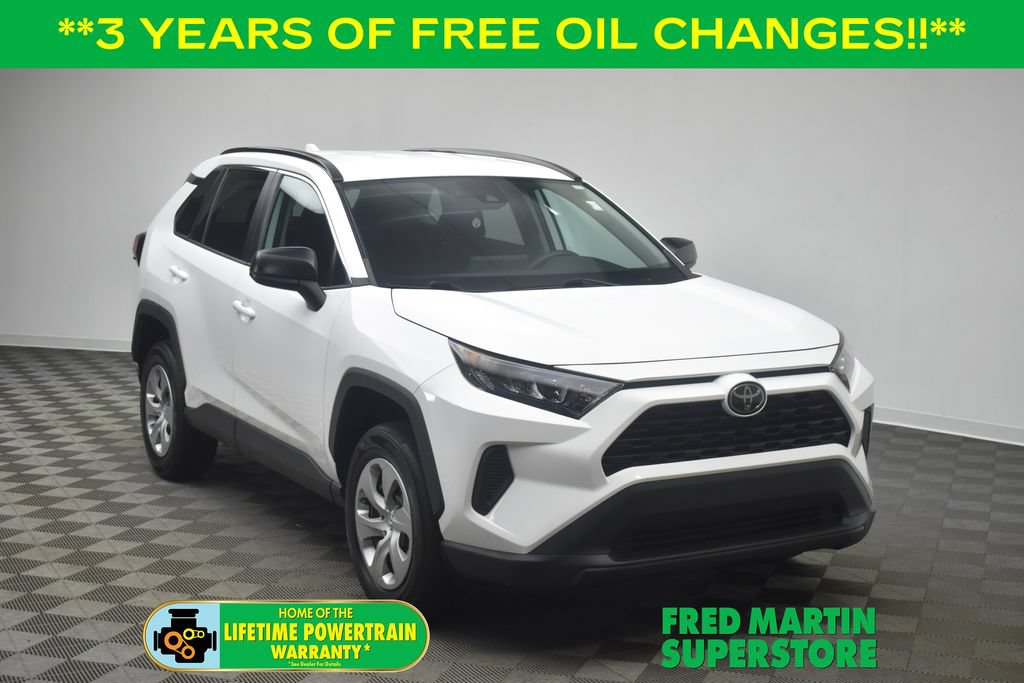 Used 2021 Toyota RAV4 LE AWD/4WD image 1