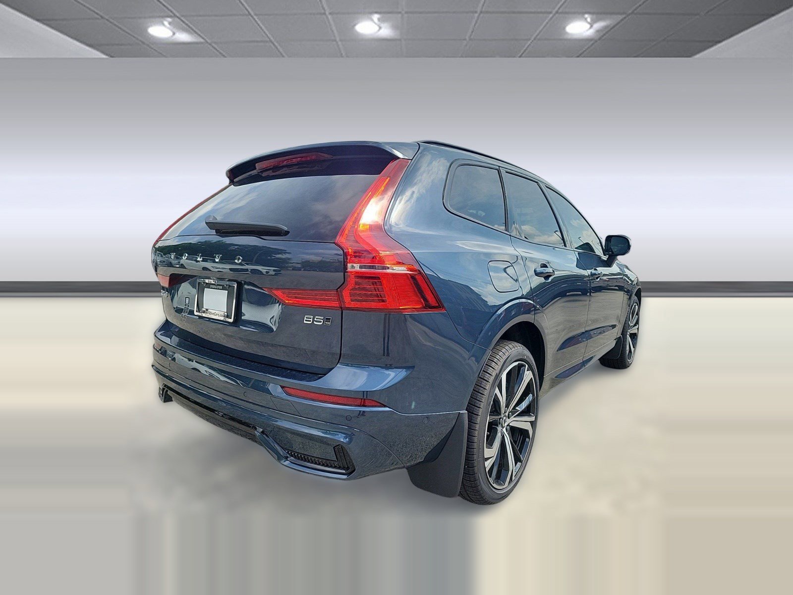 New 2024 Volvo XC60 B5 Ultimate image 8