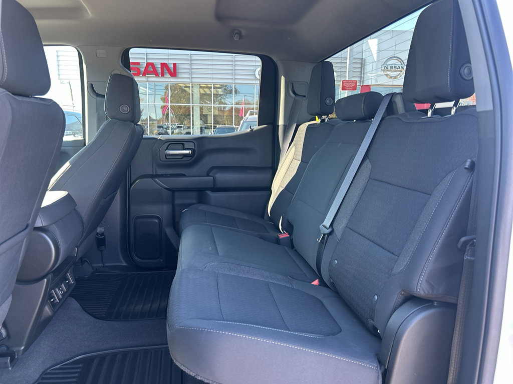 Used 2022 Chevrolet Silverado 1500 LT w/ Safety Package image 9