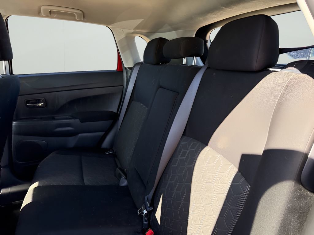 Used 2021 Mitsubishi Outlander Sport FWD image 12