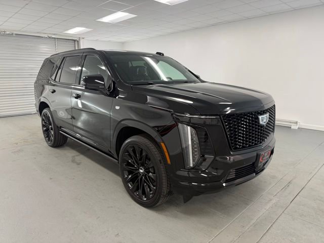 Used 2026 Cadillac Escalade Platinum Sport w/ LPO, ONYX Package image 4